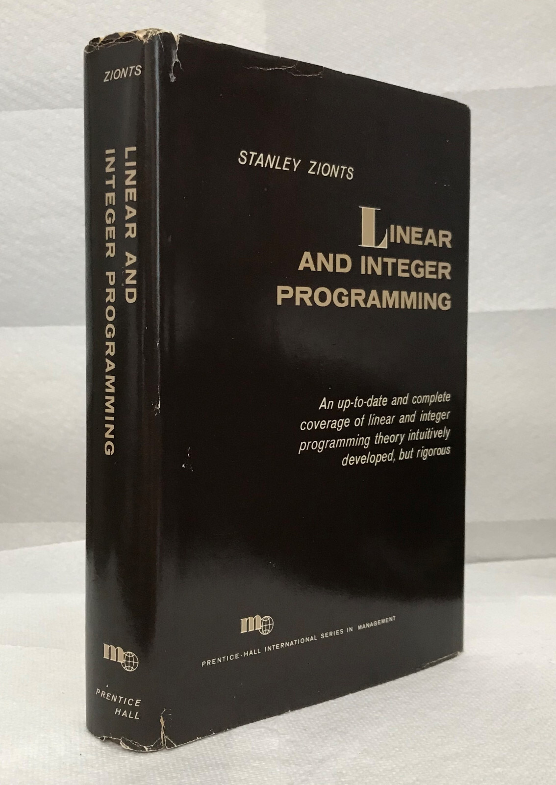 Linear Integer Programming, S. Zionts. Prentice-Hall 1974