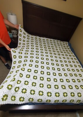 Large Crocheted Block Green & Yellow Flower Afghan Spread 80'' X 62''