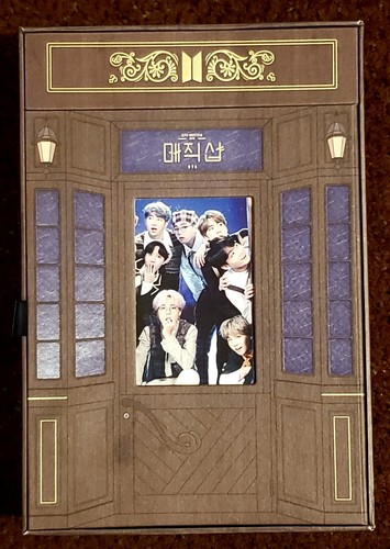 RARE BTS JAPAN OFFICIAL FANMEETING VOL.5 MAGIC SHOP DVD BOX
