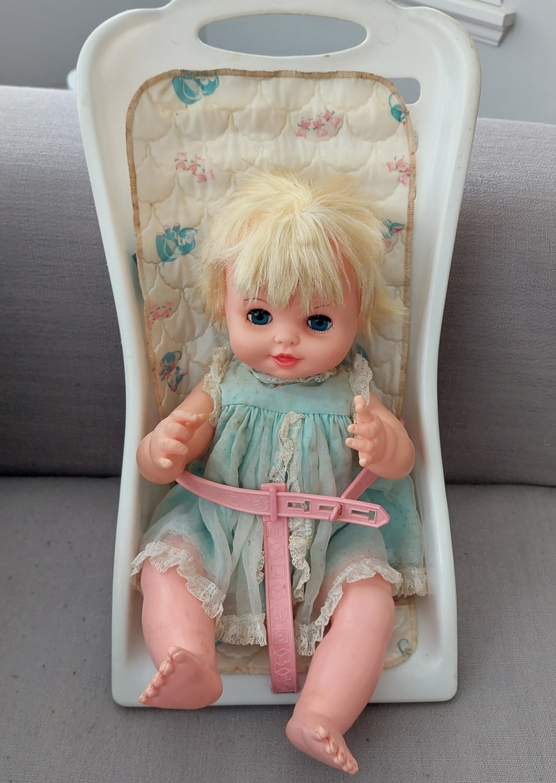 Vtg 60s 70s Reliable Canada 16" Drink & Wet Doll & Toter Bou