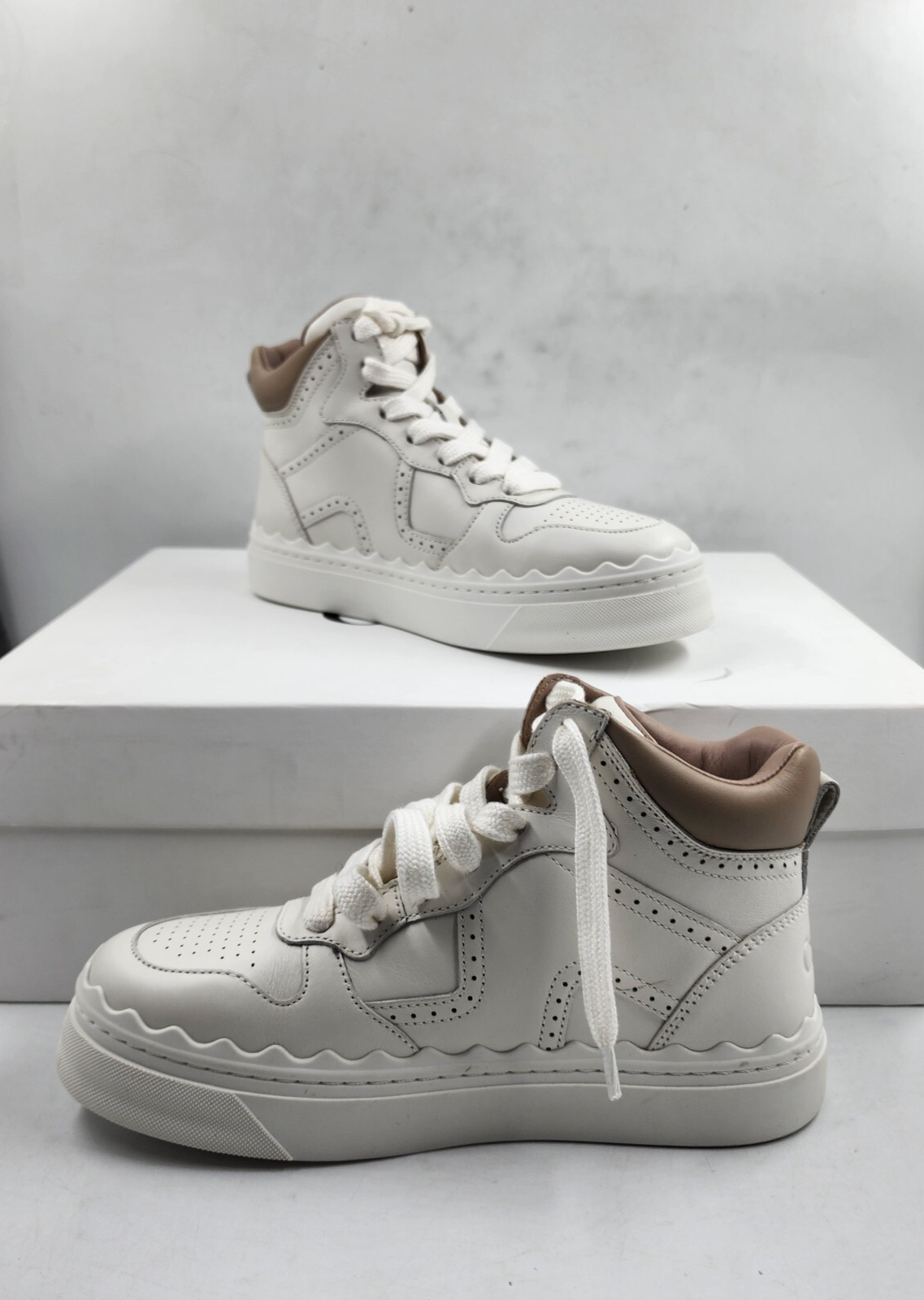 Chloé Lauren High Top Sneakers Women's 35/5 US Light Nude Lace Up Closure - Picture 2 of 17