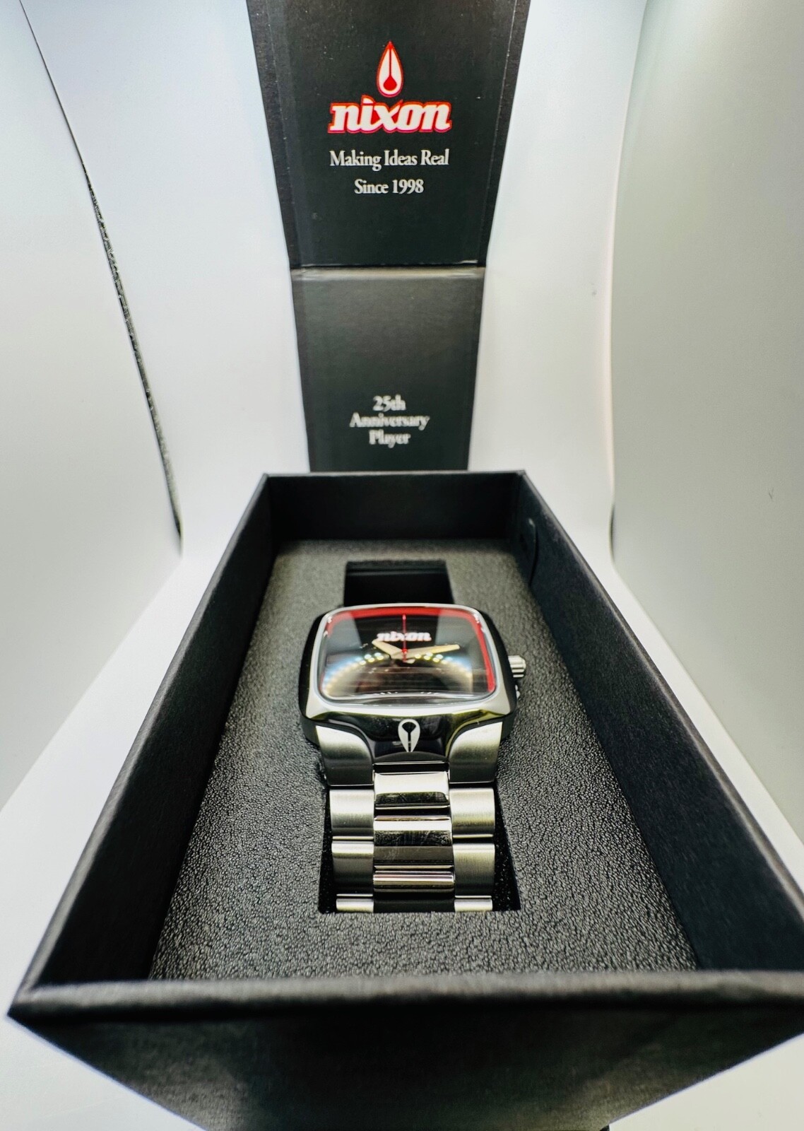Pre-owned Nixon 25th Anniversary Player Limited Edition Diamond Watch A140-1263