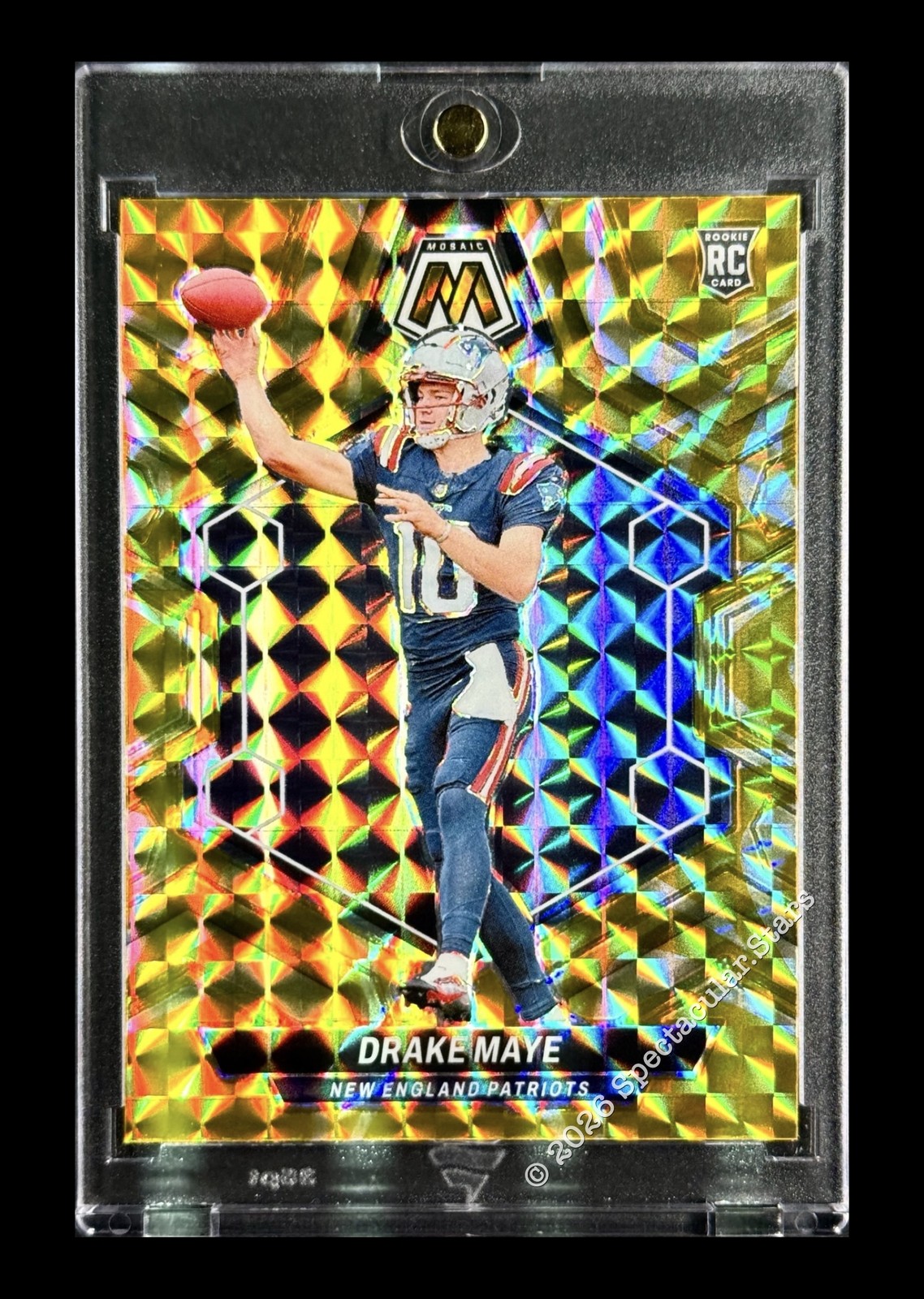 Drake Maye ROOKIE YELLOW REFRACTOR HOLO Prizm Mosaic RC NEW ENGLAND PATRIOTS
