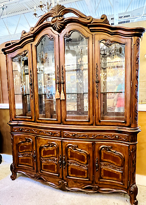 Aico cheap china cabinet