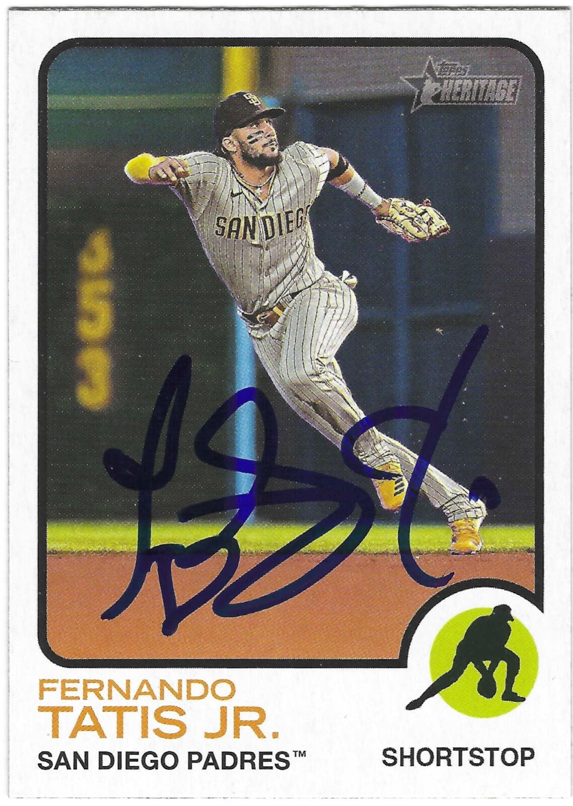 FERNANDO TATIS JR. SIGNED 2022 TOPPS HERITAGE BASEBALL CARD SAN