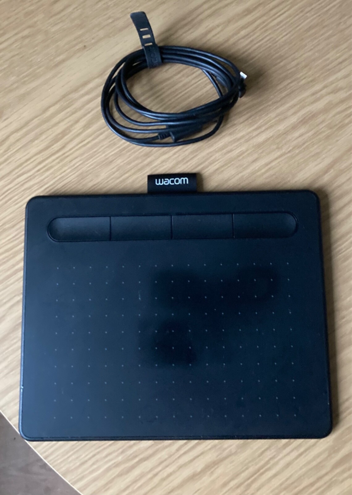 新品未開封　Wacom Intuos CTL4100 s-l400.jpg