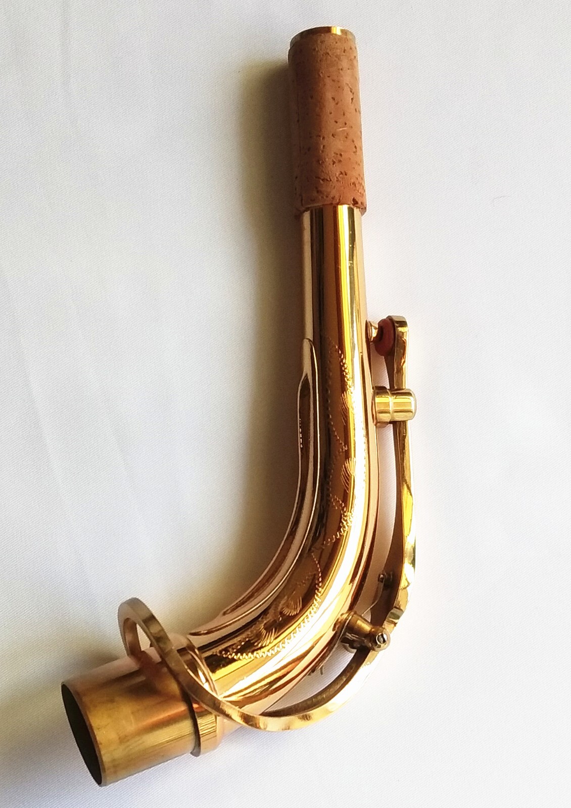 Alto Saxophone Neck Diameter 24.5 mm Engraved Pattern Gold Alto Saxophone Neck Diameter 24.5 mm Engraved Pattern Gold
