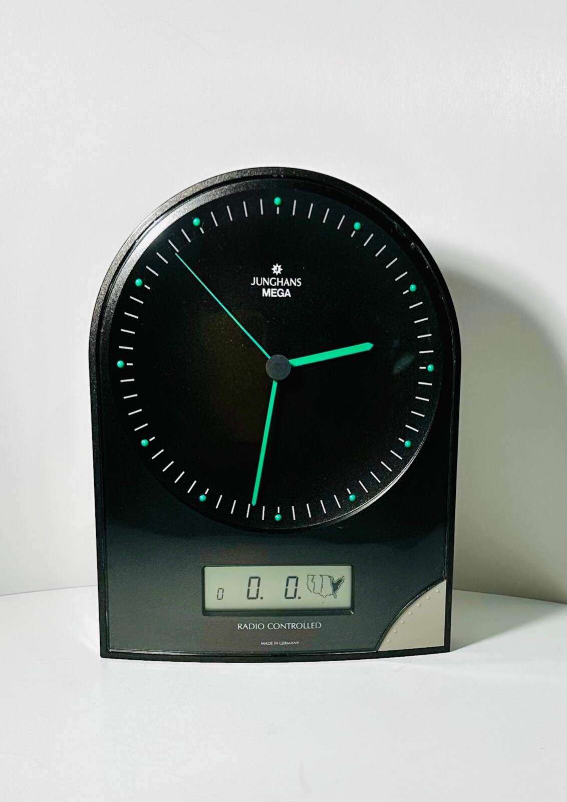 Vintage Junghans Mega Radio Controlled Clock US Time Zones Germany 308/