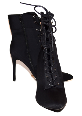 Fashion nova store ankle boots
