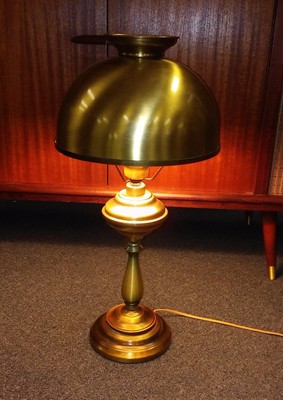 VINTAGE 24quot Brass Tone Table Lamp w matching shade