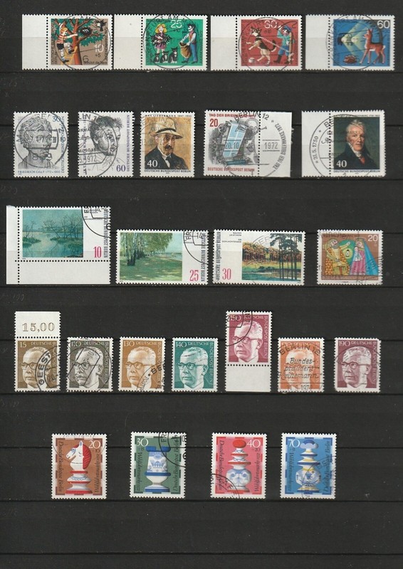 Berlin - Annee 1972  Complete - Lot 25 - Mi : 418 A 441 - Oblitere