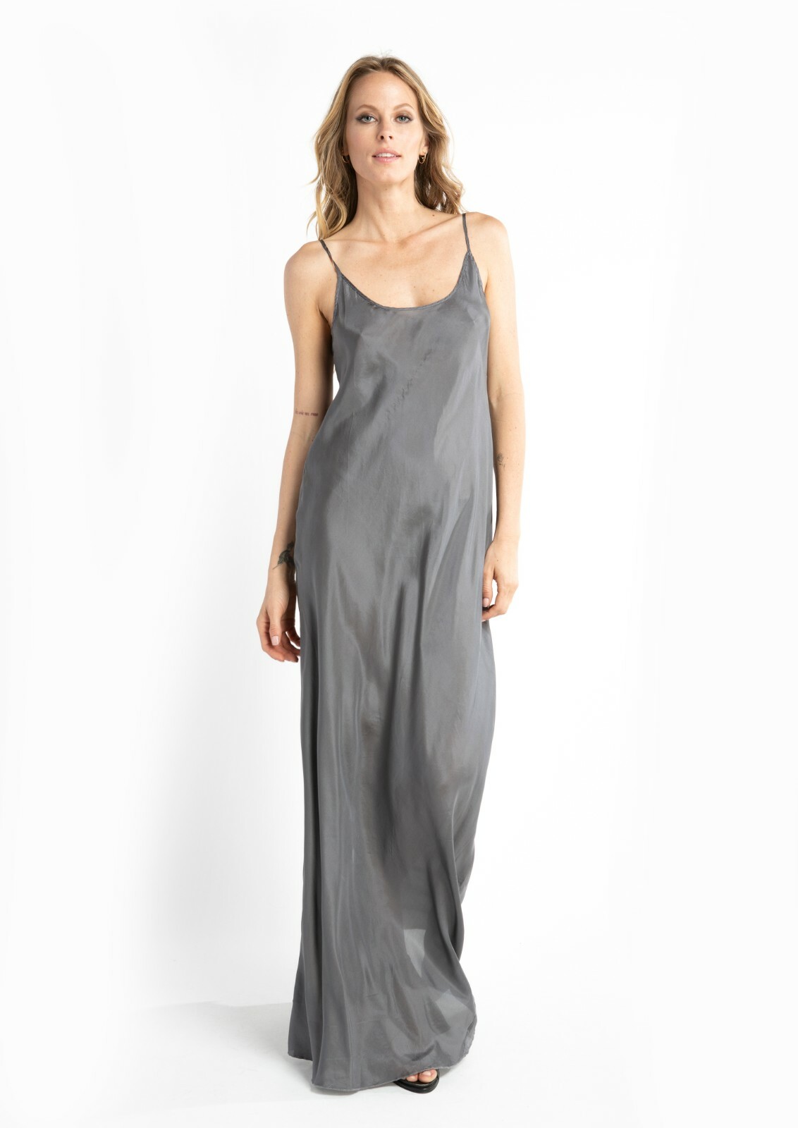 Pre-owned Vacances 100% Silk Slip Maxi Length Dress Gray - Size S/m With Tags
