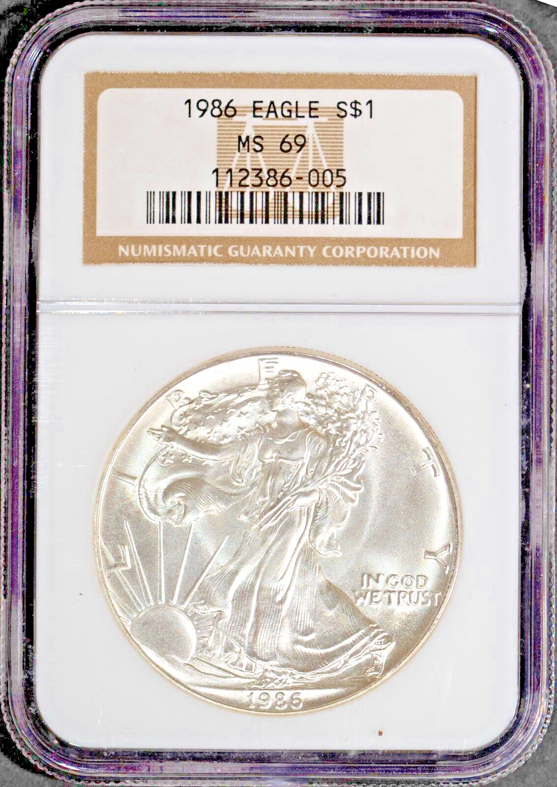 AMERICAN EAGLE  Personal luxury off-road coupe⁠ ⁠ This 1980 AMC Eagle two-door