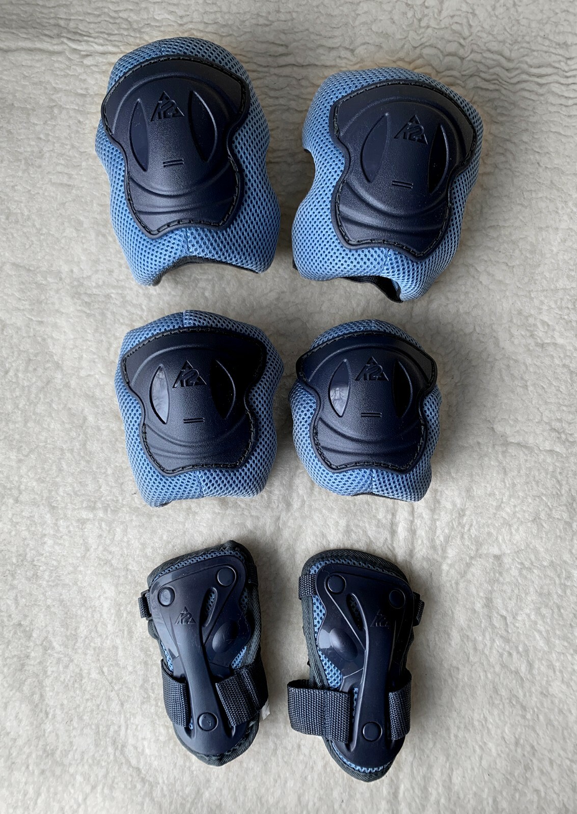 NWT K2 Athena Women's Size Small Blue Wristguards, Knee, and Elbow Pads Set