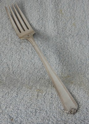 Rogers Oneida Silverplate 1930 Tempo Stoneleigh Dinner Fork