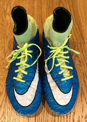 The Nike Phantom Vision Academy By You Soccer Cleat in