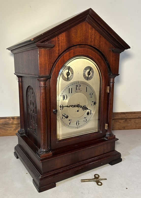Seth Thomas 8 Bell Sonora Chime Westminster Whittington Mantel Bracket
