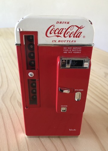コレクション Coca-Cola Vending Machine Musical Bank Coca Cola Vending Machine Musical Bank Vendo 1994 Working