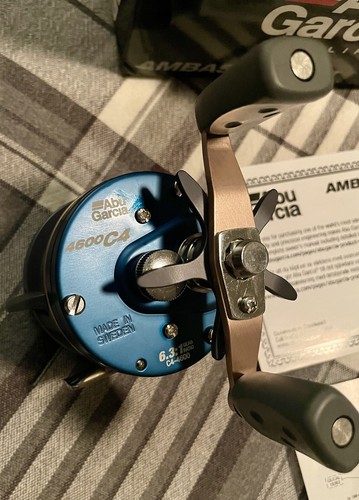 アブ ABU ☆ 90's Ambassadeur 4600 CDL ABU Ambassadeur 4600CDL Deluxe 1990s Right-Hand Baitcasting