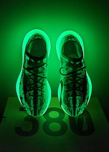 新品yeezy boost 380 CALCITE GLOW 24.5 Buy Yeezy Boost 380 'Calcite Glow' - GZ8668 | GOAT