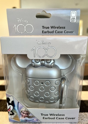 Wireless Earbud Case Cover Silver Carabiner