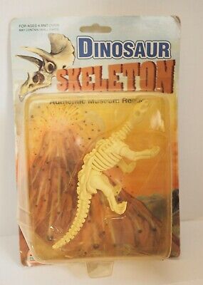 Vintage 1993 FUNRISE Dinosaur Skeleton On Card