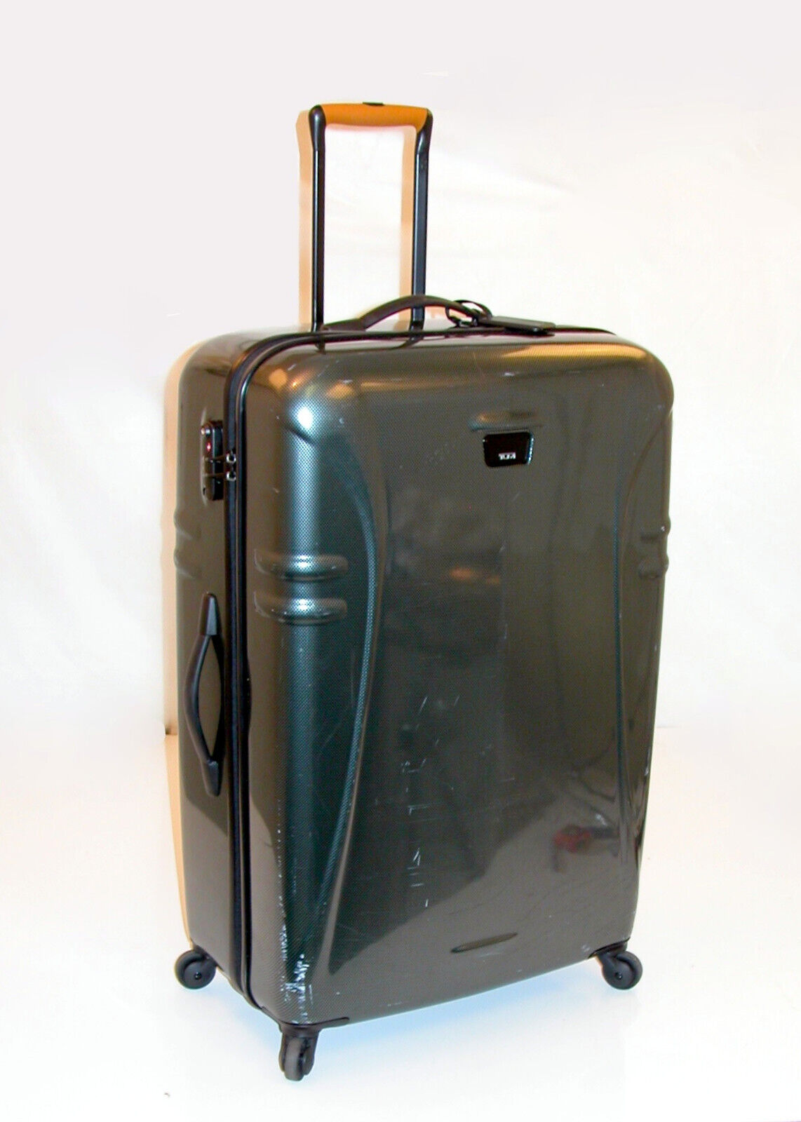 TUMI Tegra-Lite 30 TUMI Tegra-Lite 30