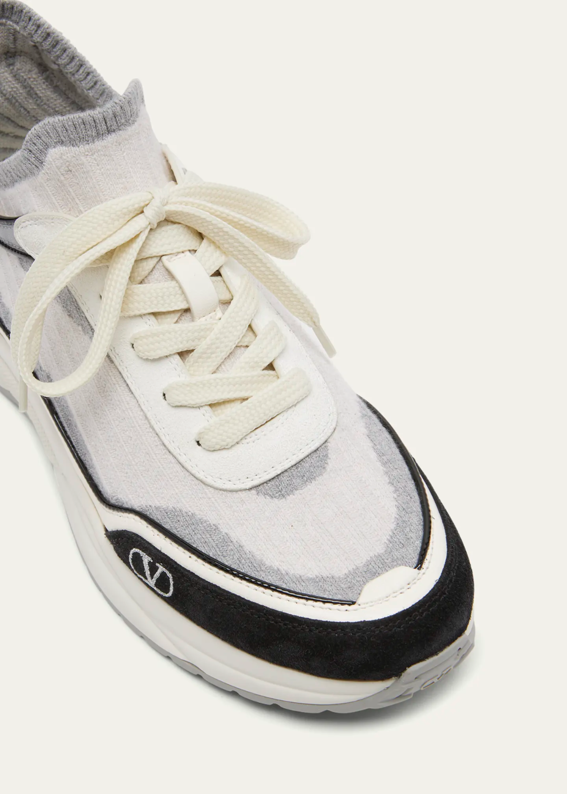 Pre-owned Valentino Garavani Ready Go Runner Wool Sock Sneakers - Retail $1090 In Black/ivory