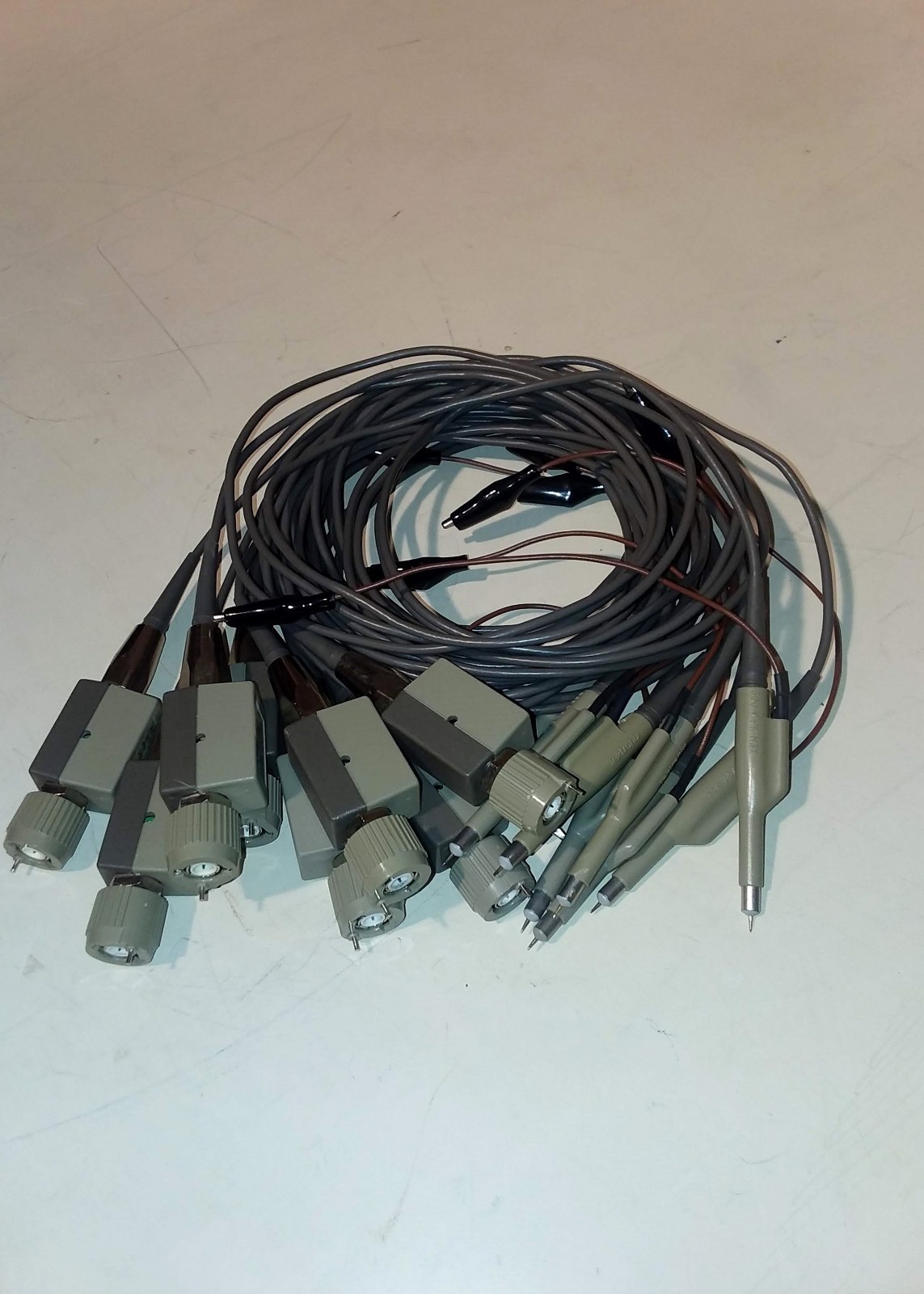 2 Lot TEKTRONIX P6121 Passive 10X 100 MHz 1.5M Probes *INSTRUCTORS FREE*