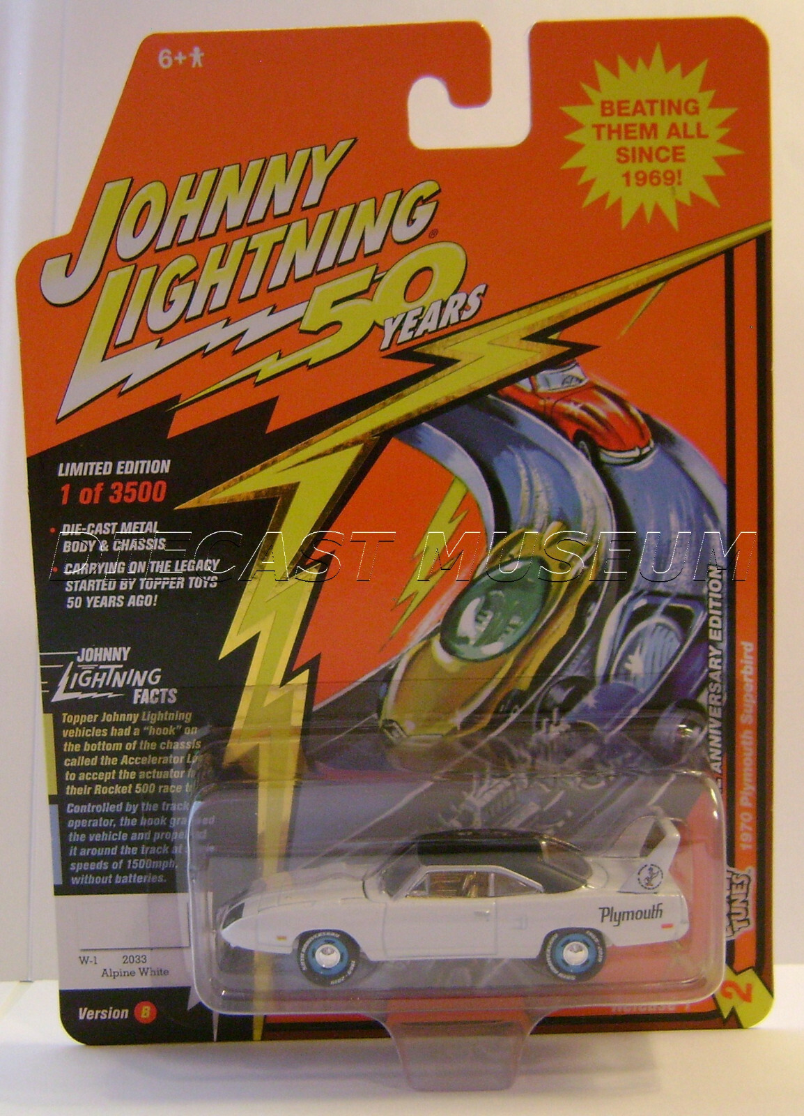 1970 70 Dodge Dart Swinger Collectible 1/64 Scale Diecast