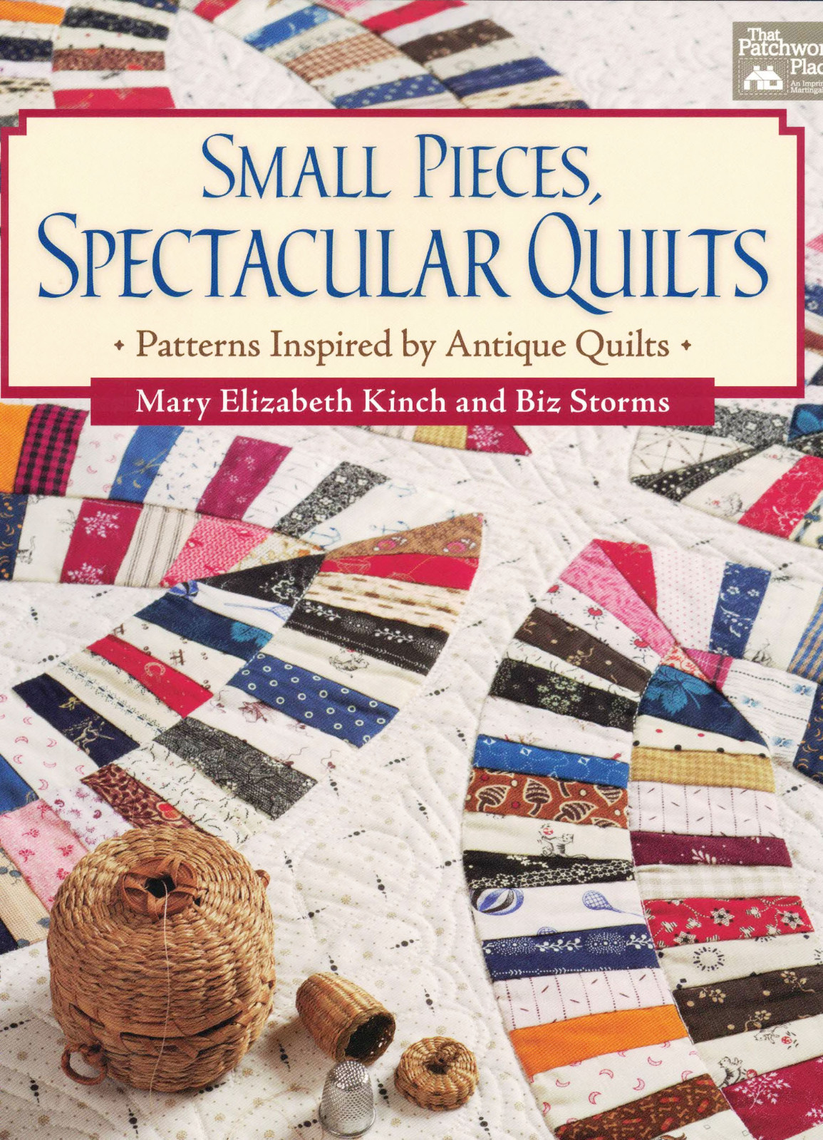 Small pieces. Кусочки курицы. Разорванная бумага на мелкие кусочки. Рассыпанные твердые куски пластмассы. Суперкорн.