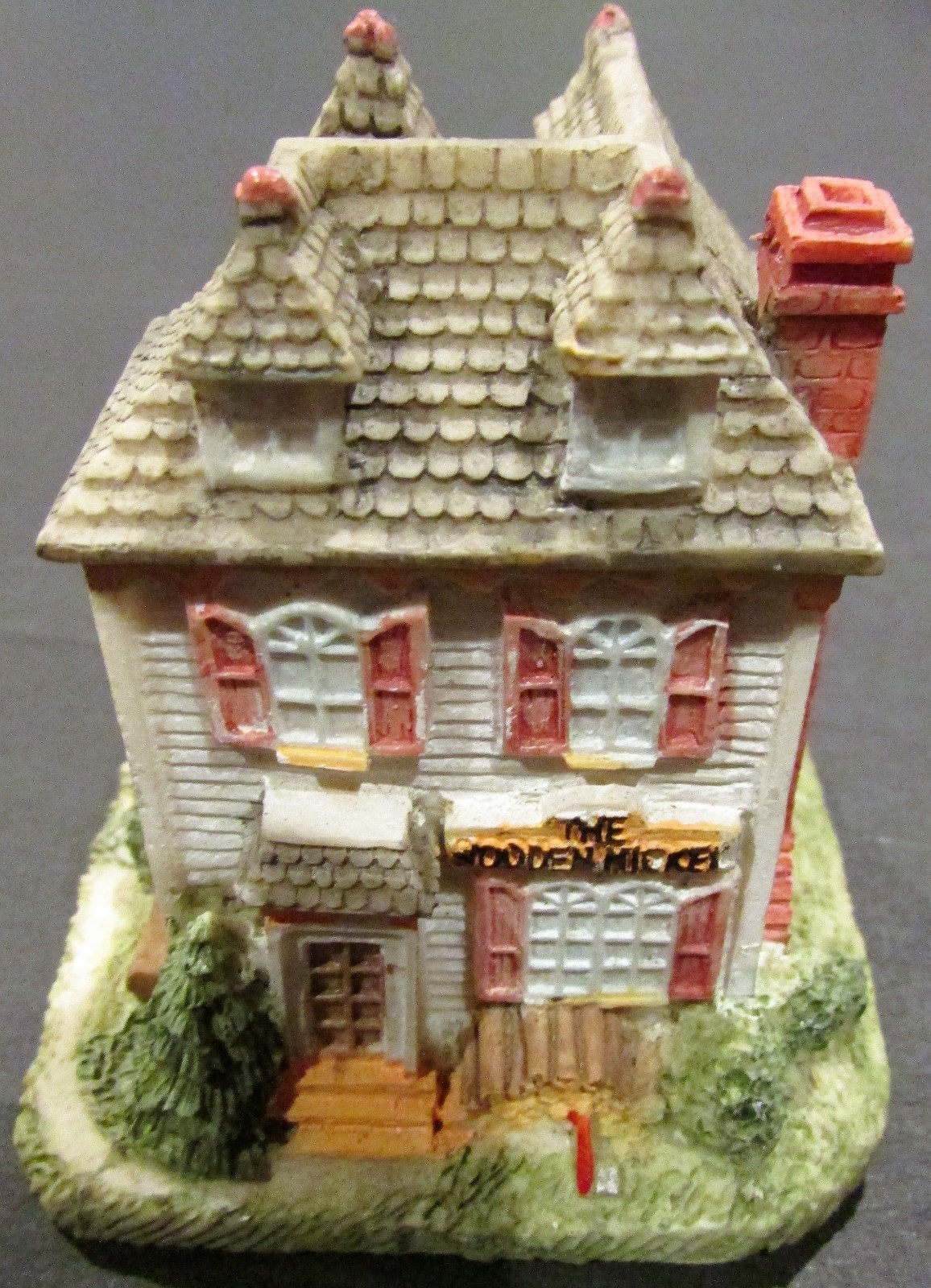 Liberty Falls - The Wooden Nickel Inn - The Americana Collection - AH42