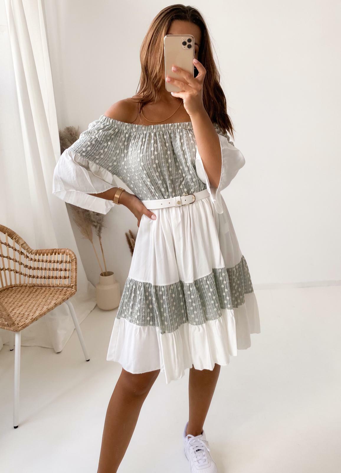 Schönes Ibiza Boho Kleid Hängerchen Tunika Lochstickerei weiß mint 36 38 40