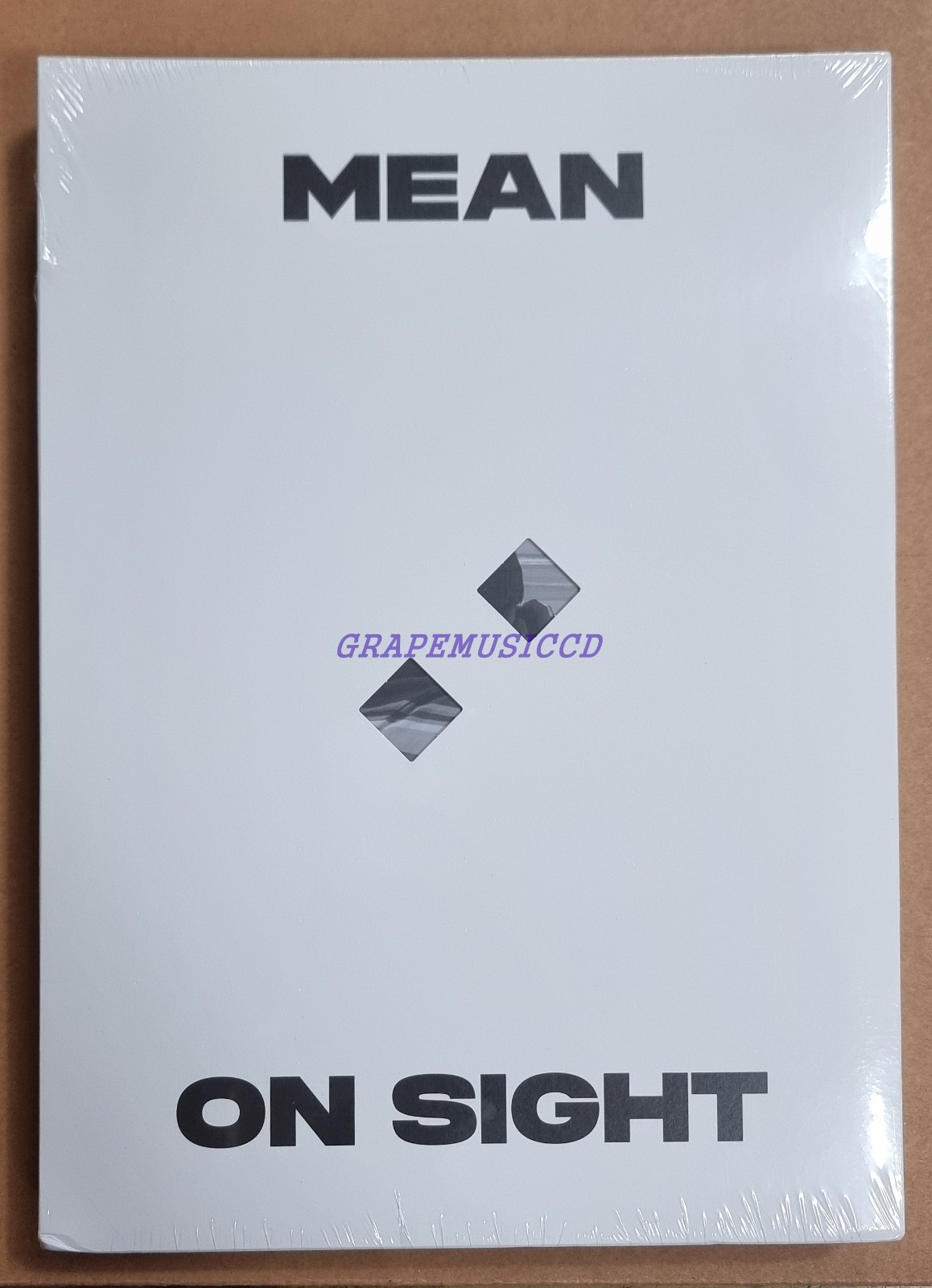 MEAN: on sight　ジップアップフーディ　SHINee　ミノ MINHO PHOTO EXHIBITION MEAN : on sight SHINEE OFFICIAL MD