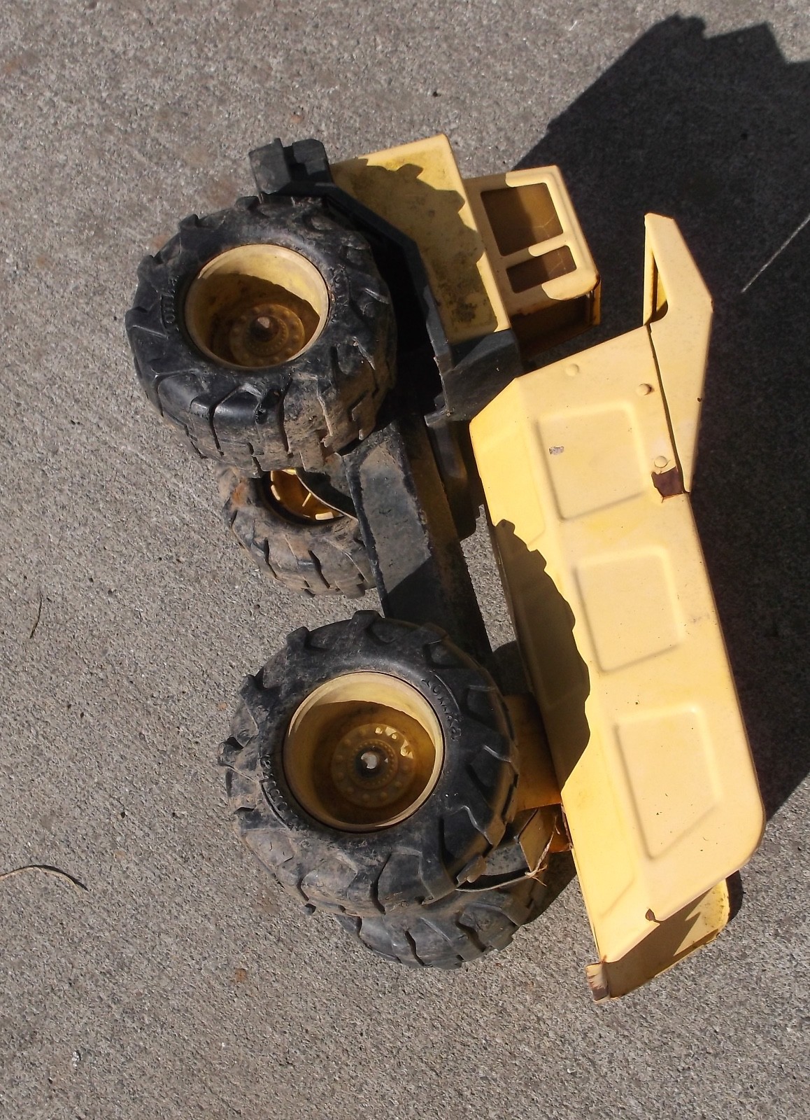 ORIGINAL VINTAGE ANTIQUE TONKA METAL TURBO DIESEL DUMP TRUCK TOY