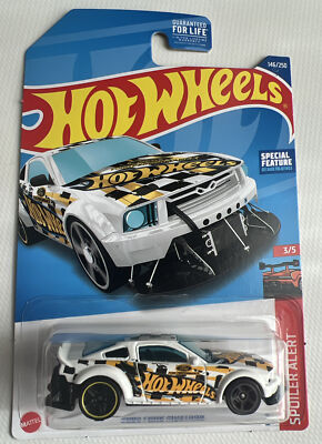 Hotwheels 2020 Custom 18 Ford Mustang GT Formula Drift Gray Die Cast 1:64