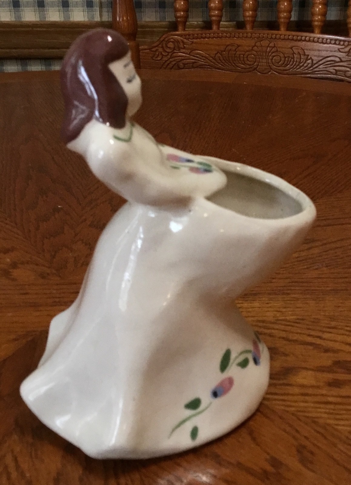 VINTAGE CERAMIC ARTS STUDIO FIGURAL LADY PLANTER VASE