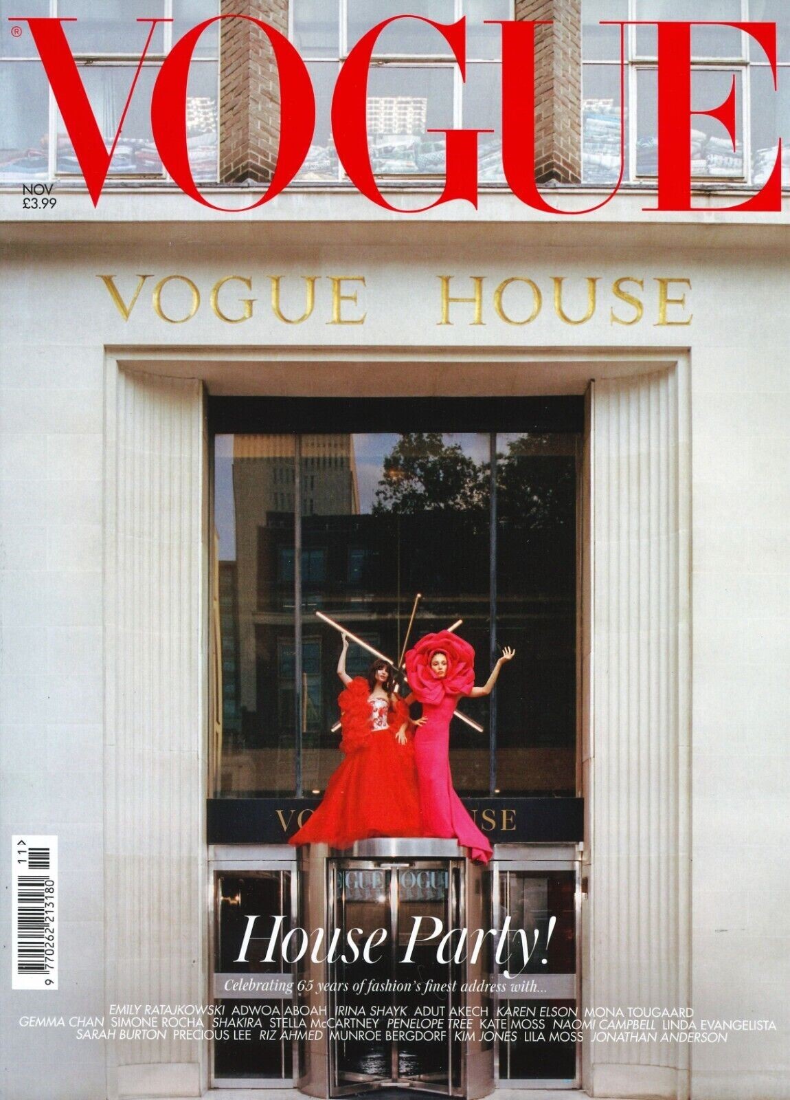 女性情報誌 Vogue Poland November 2023 Cover 1 Vogue Poland November 2023 Is on the Hunt for Cozy Coats