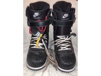 nike snowboard boots 10.5