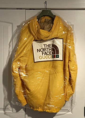 コラボ◆送料込【Gucci x The North Face】Black Yellow Hoodie Unisex GUCCI X THE NORTH FACE BLACK YELLOW HOODIE LIMITED