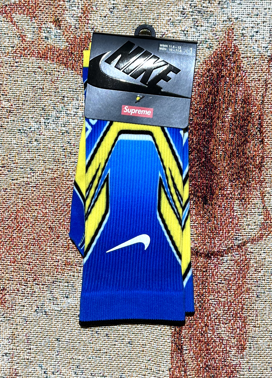 Supreme Nike Spark Crew Sock Blue Multi Size 4 Brand New | eBay Supreme Nike Spark Crew Sock Blue Multi Size 4 Brand New | eBay