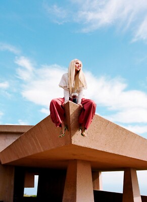 photo 10*15cm 4x6 INCH DOVE CAMERON (41)