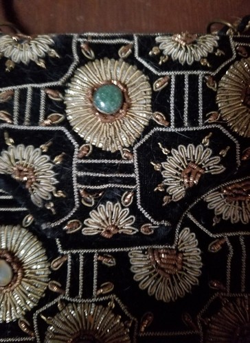 BEAUTIFUL VINTAGE BLACK VELVET PURSE WITH METAL EMBROIDERY MADE IN INDIA