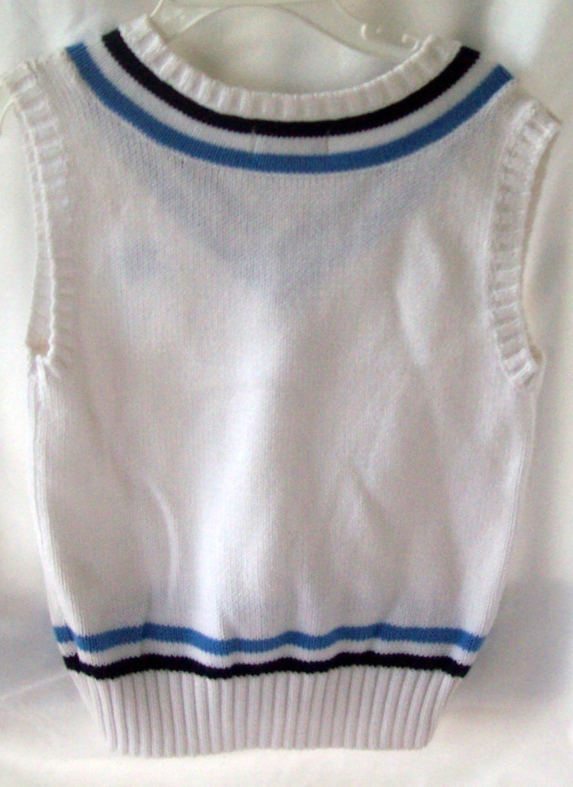 Chaps Boys Sz 4 Sweater Vest  NWT
