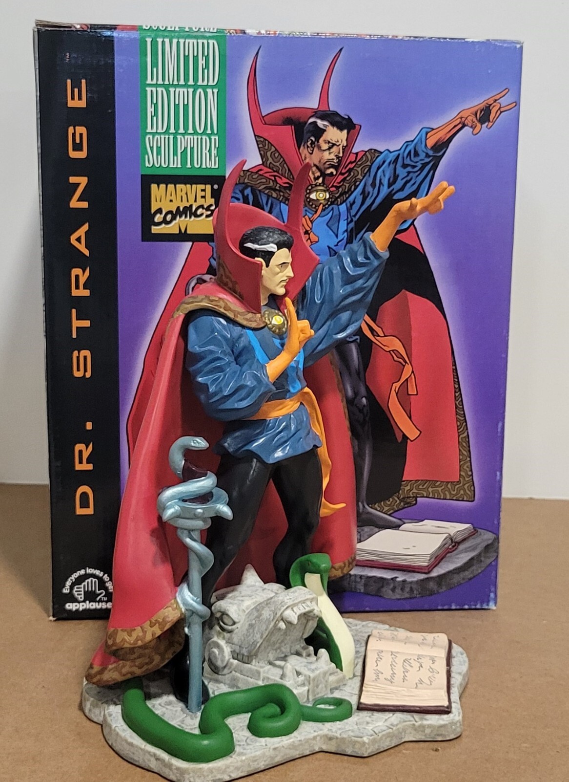 新品 ART OF MARVEL STUDIOS LIMITED EDITION $_57.JPG?set_id=880000500F