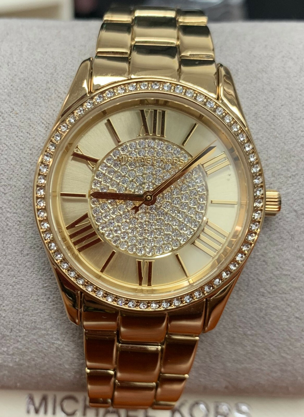 激安価格! Michael Kors Heather Crystal Pave Bracelet MK7074 Michael Kors Women's MK7073 Gold-Tone Heather Crystal Pave