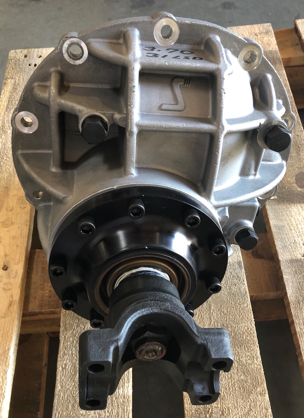 d*9様 3DALLMEYER ANASTIGMAT35mmf3.5 ADOVO 17-25 F250 & F350 4WD FOX 2.0 Performance IFP Front Shocks