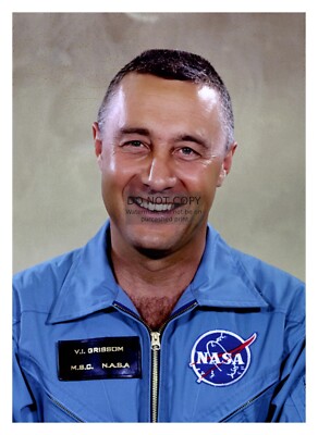 GUS GRISSOM APOLLO 1 ASTRONAUT OFFICIAL NASA PORTRAIT 5X7 PHOTO