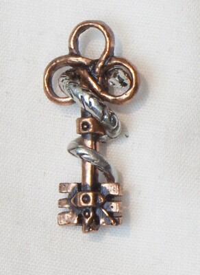 Alchemy Gothic Omniclavis Earring E144