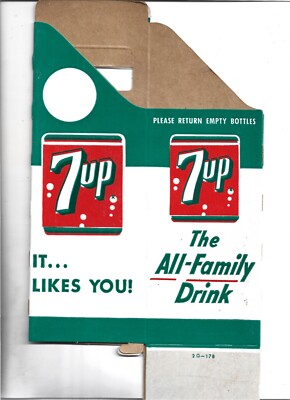 SEVEN-UP BOTTLING COMPANY 2 BOTTLE ALL FAMILY DRINK CARRIER  NOS MINT NEVER OPEN